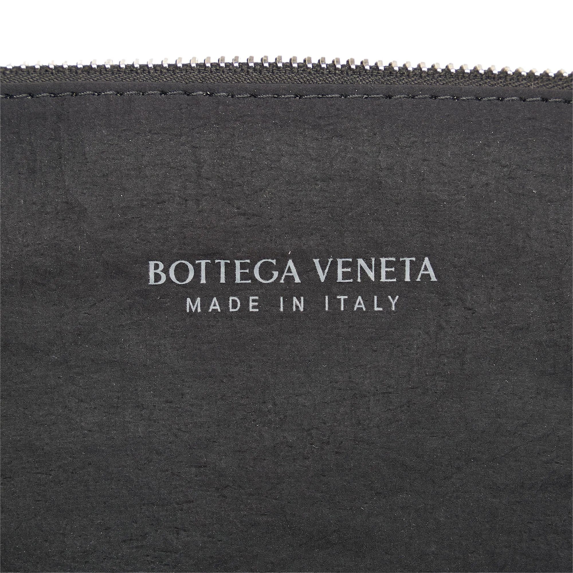 Bottega Veneta Maxi Intrecciato Cassette Tote (SHG-G6M7R9)