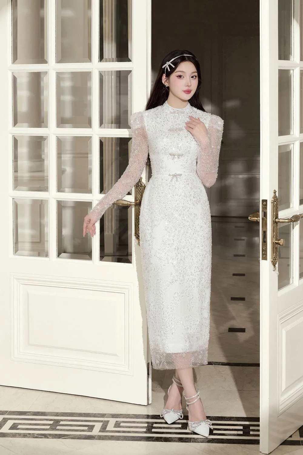 Bridal Sheath Long Sleeved Organza Midi Dress