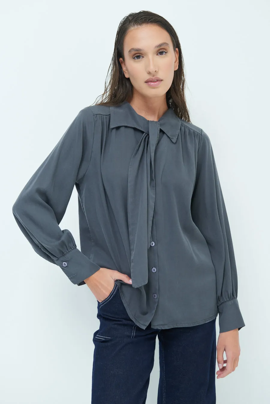 Elegant blouse with bow-tie detail wholesale