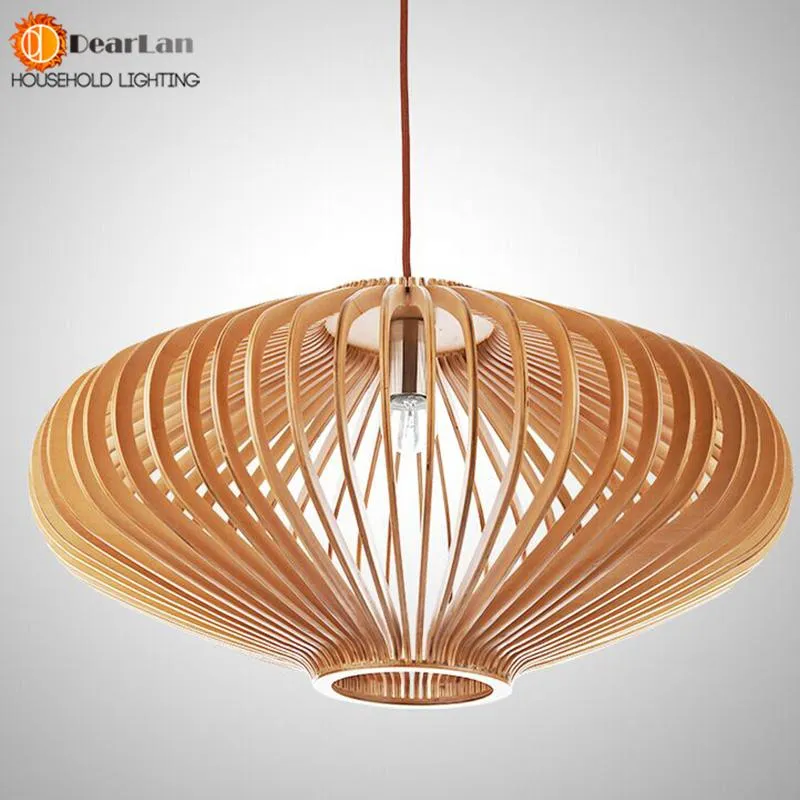 Elegantly cut wooden pendant in 3 sizes