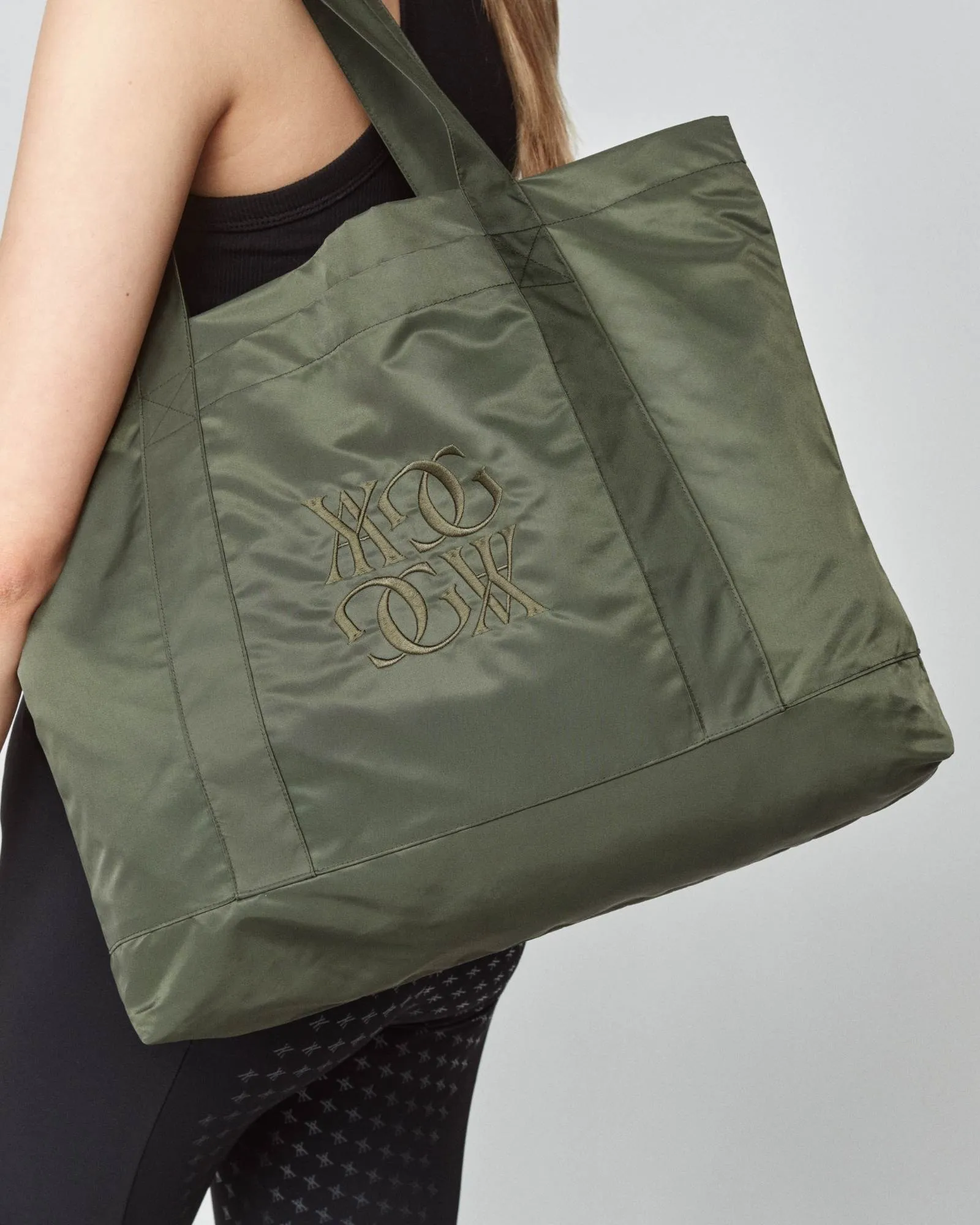 Embroidered Bag Green