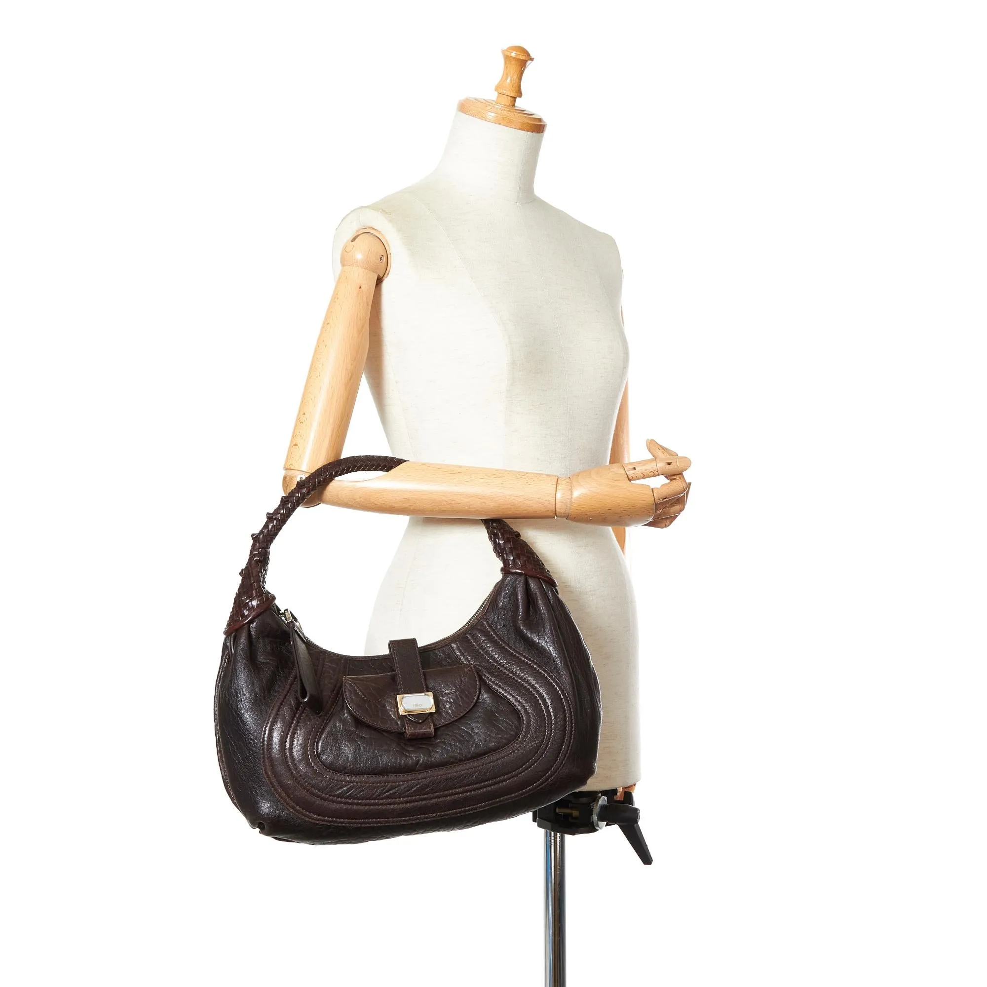 Fendi Spy Leather Handbag (SHG-31923)