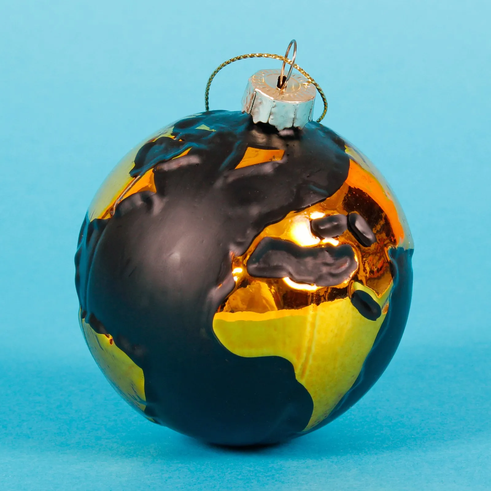 Gold Planet Earth Shaped Bauble