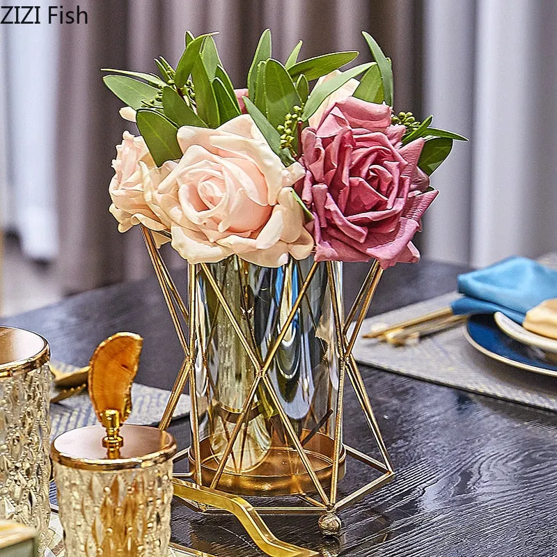 Golden Metal Vase For Floral Arrangement For Desk Decoration And Modern Luxurious Home Decor