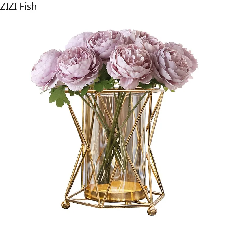 Golden Metal Vase For Floral Arrangement For Desk Decoration And Modern Luxurious Home Decor