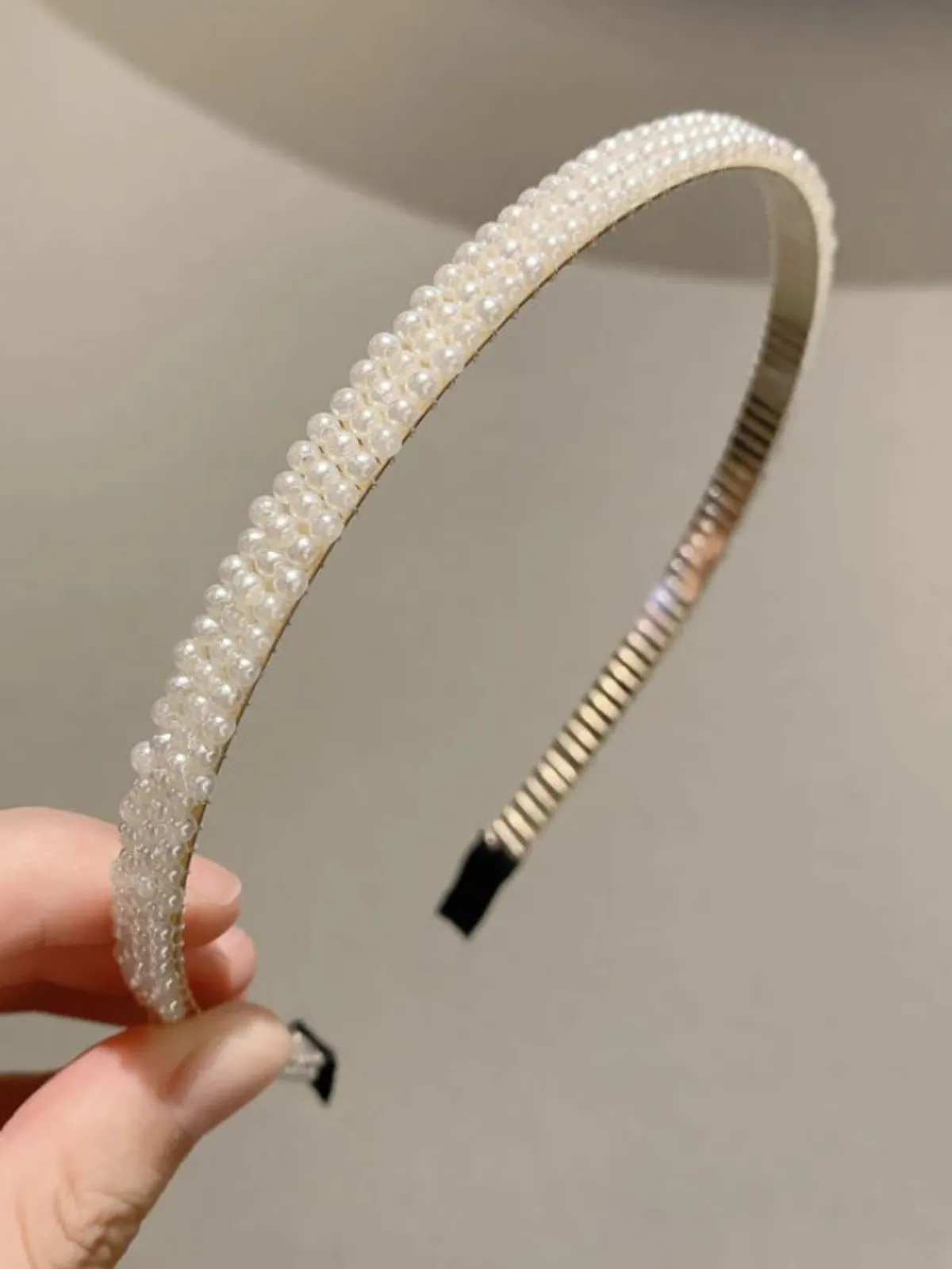 Graceful Girl White Pearl Headband