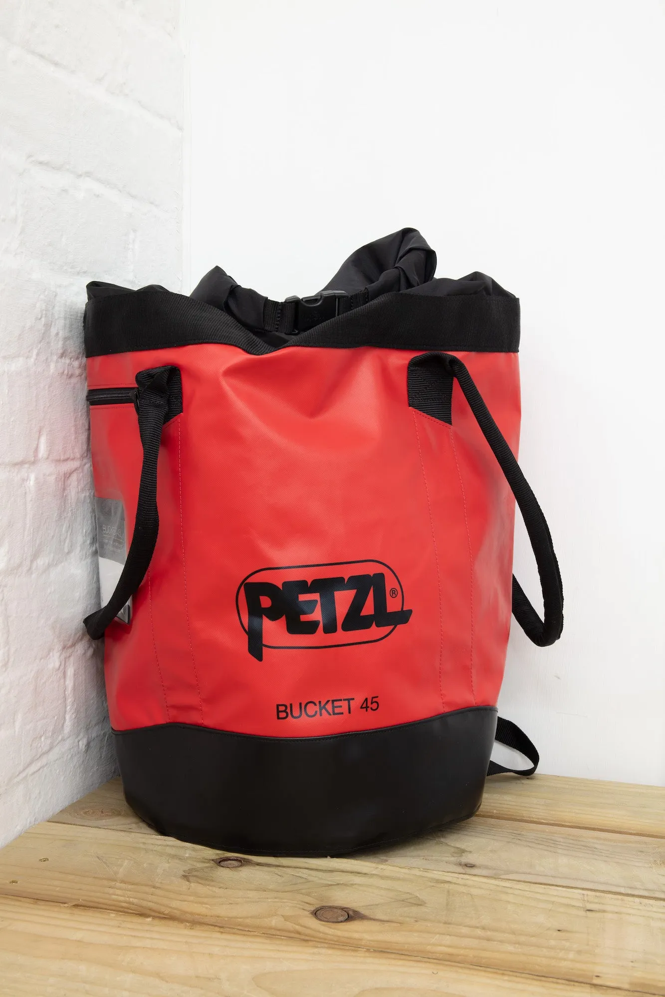 Petzl - Bucket (2022)