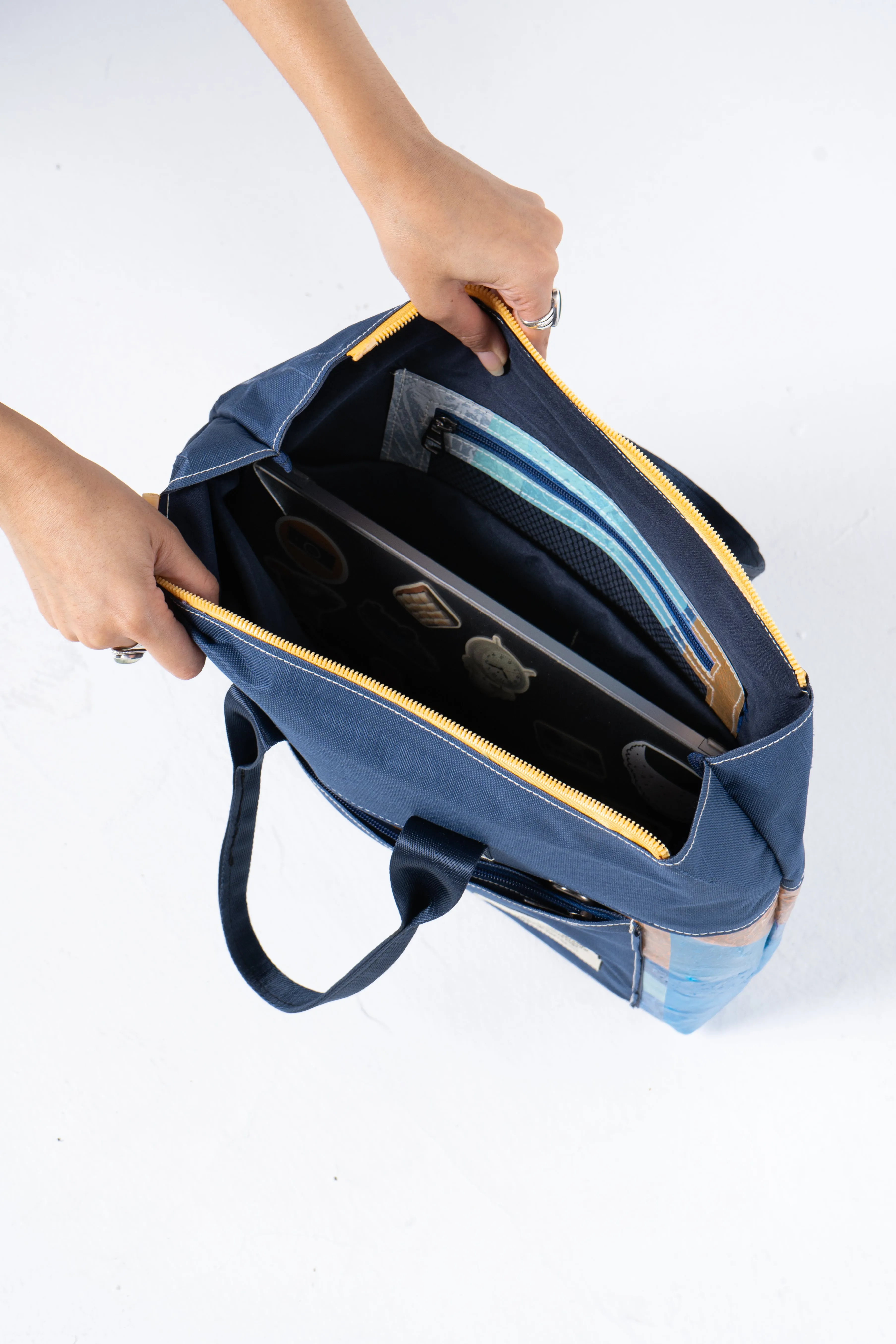 Practical Plastic Laptop Bag in Blue Blocks