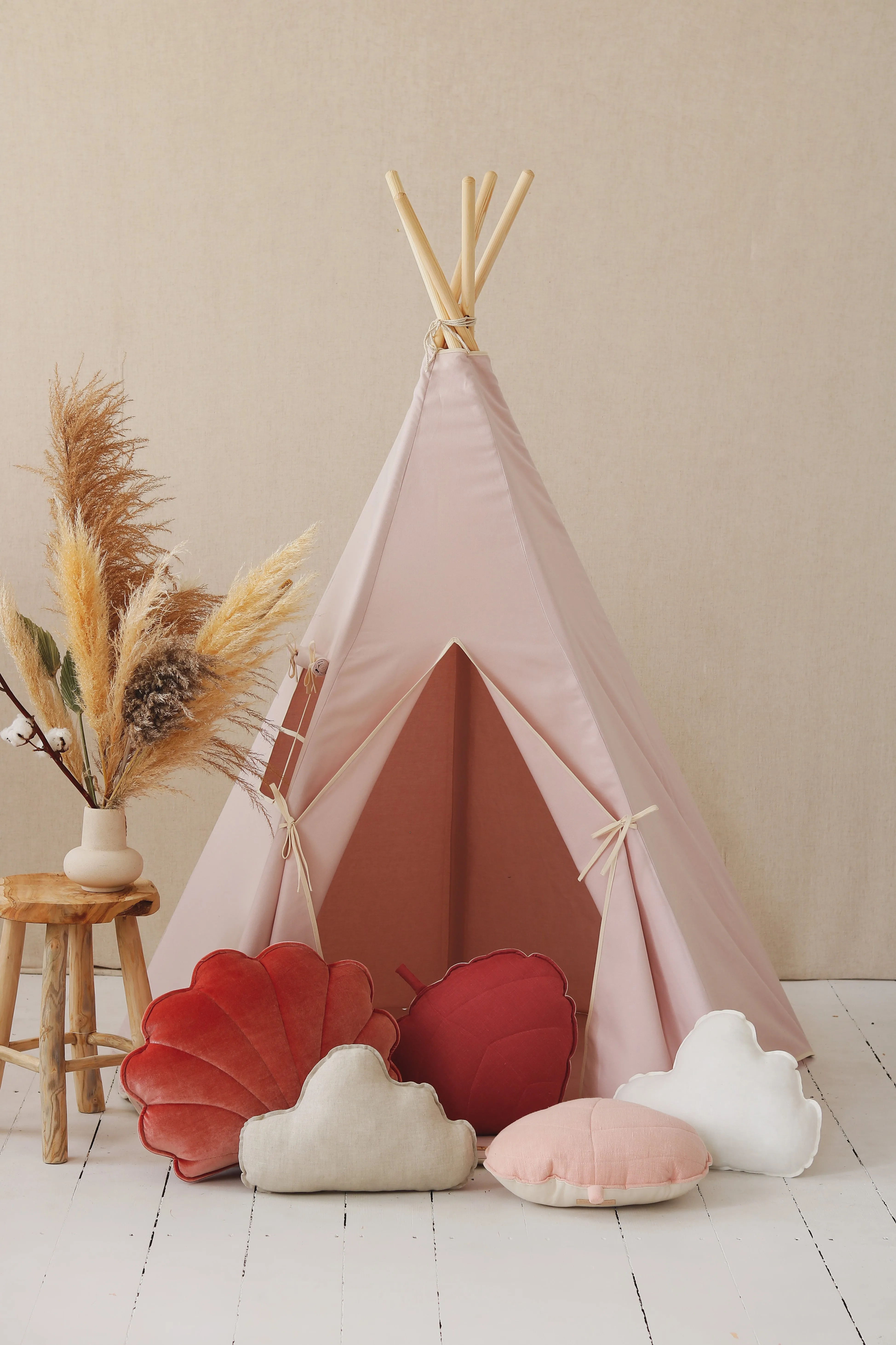 „Red Fox“ Tipi und Matten-Set – Rot