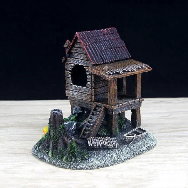 RQ1810 Tree Hut Aquarium Decoration 18x14.5x16cm