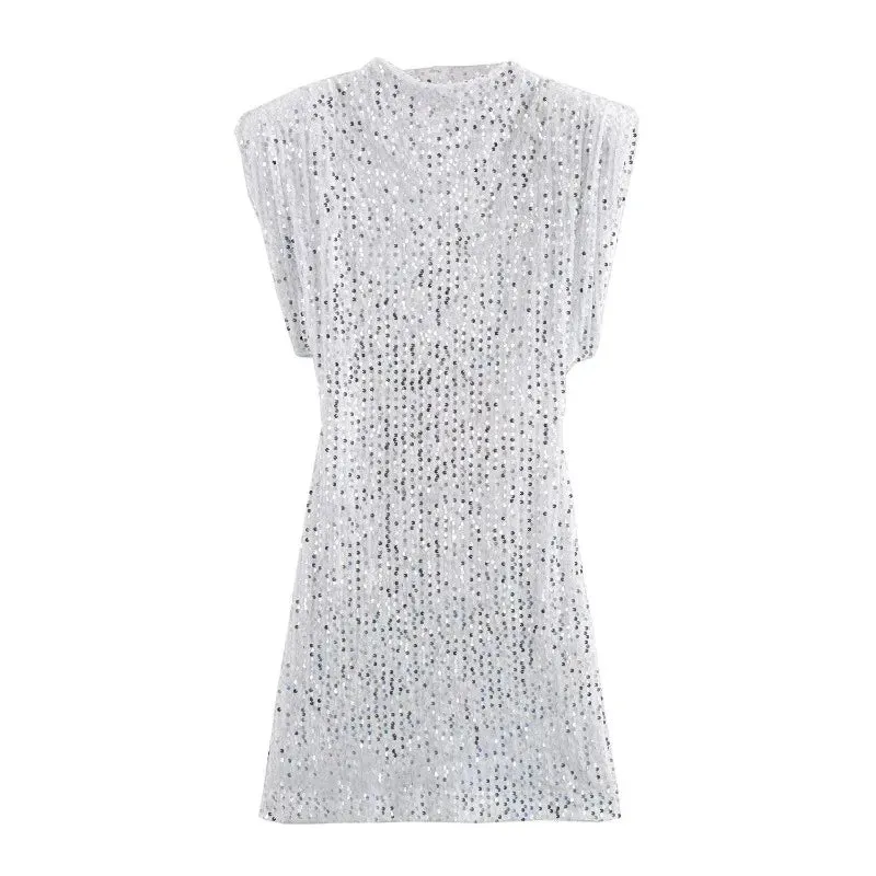 Simona - Flattering sparkling dress with cap sleeve