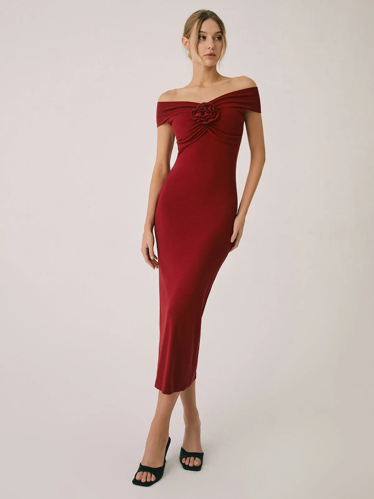 Solid Off-Shouder Graceful Rosste Midi Dress