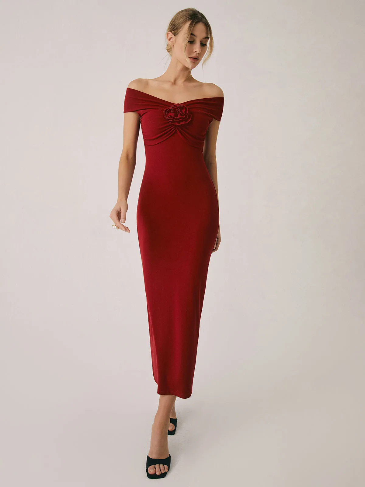 Solid Off-Shouder Graceful Rosste Midi Dress