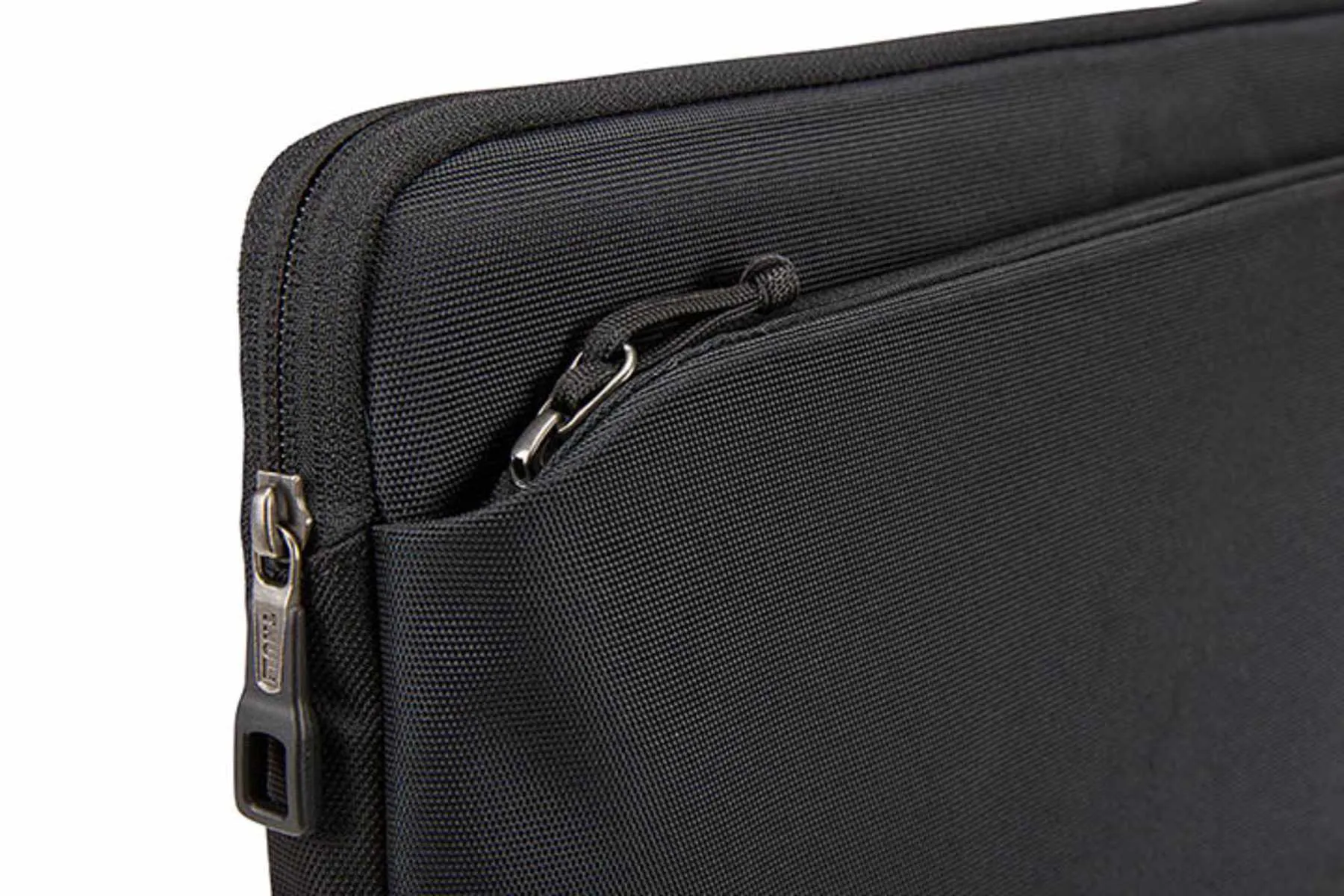 Thule Subterra MacBook® Sleeve 13" | Black