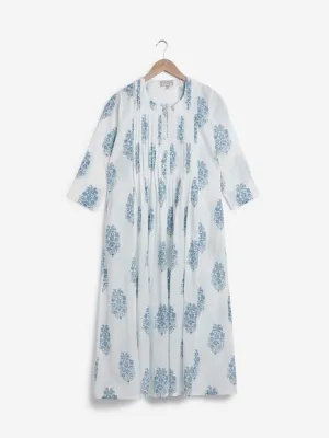 Utsa Indigo Floral Printed A-Line Kurta