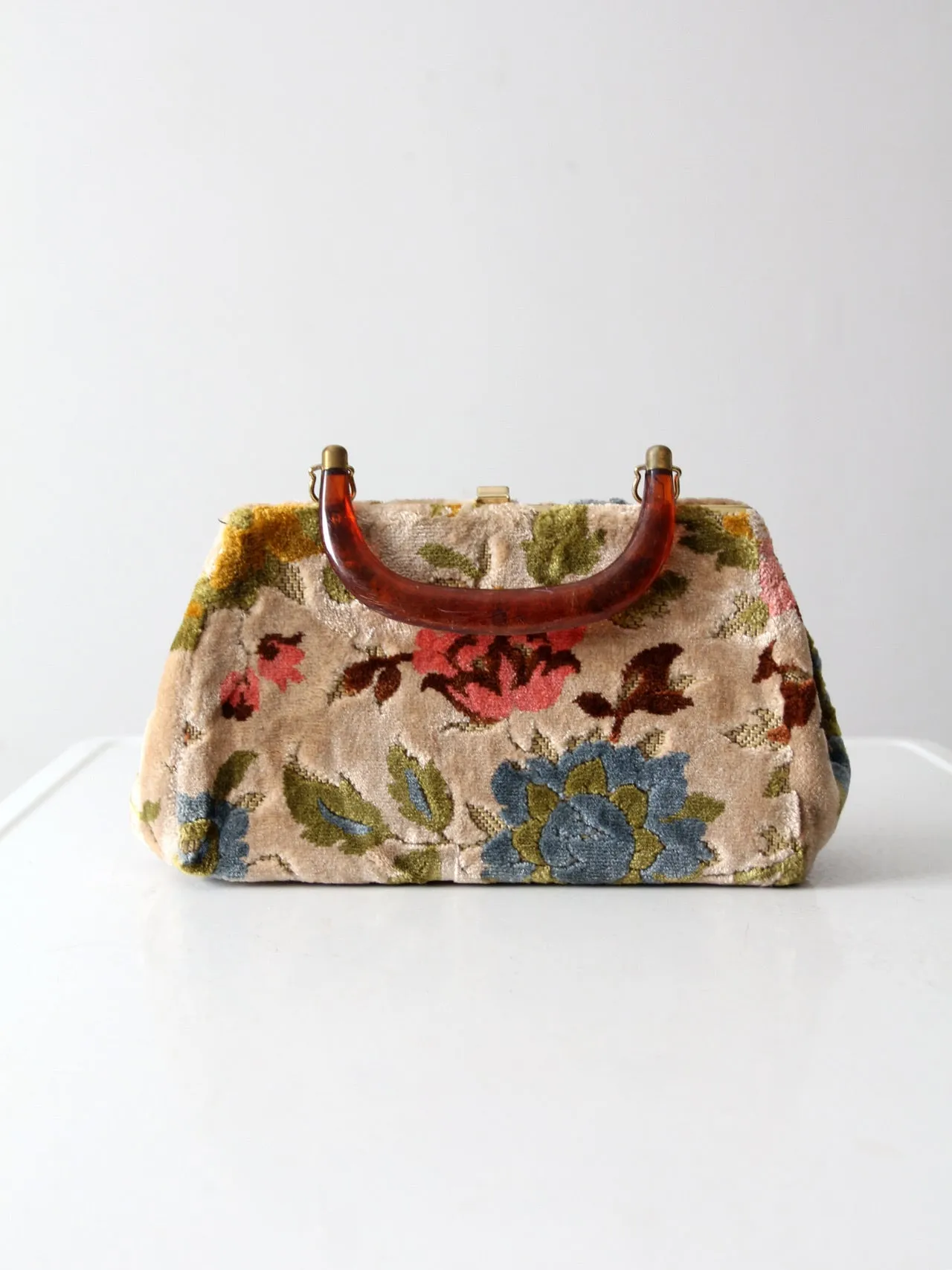 vintage 60s carpet bag